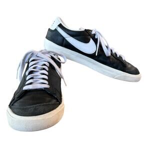 Nike Blazer Low '77 Leather Sneakers M 7 / 8.5 W Black‎ Athleisure Grunge Retro